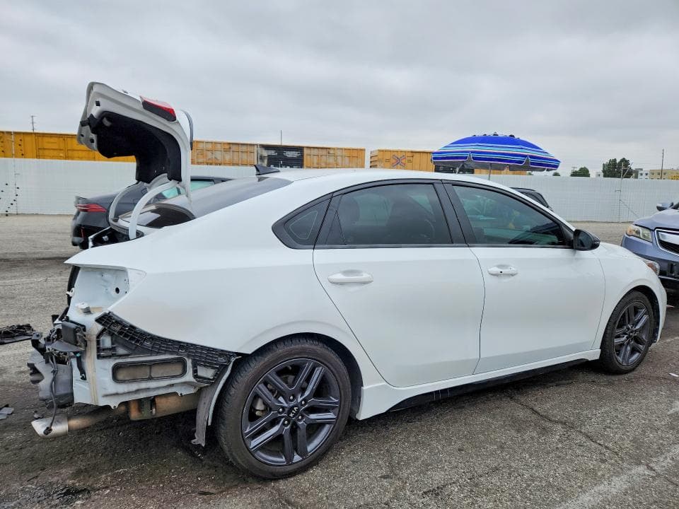 2021 KIA FORTE GT LINE 3