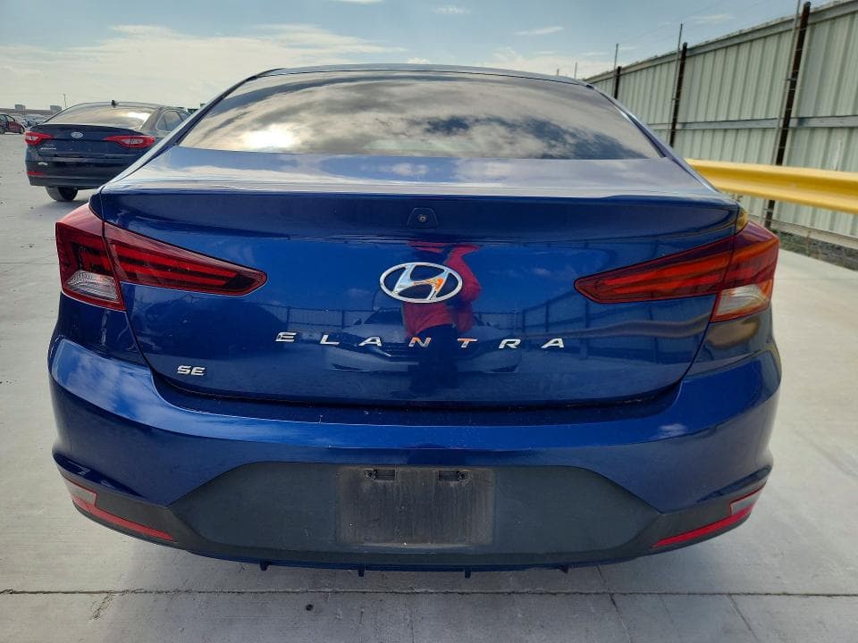 2019 HYUNDAI ELANTRA SE 6