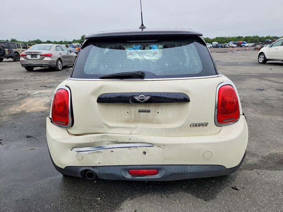 2017 MINI COOPER 6