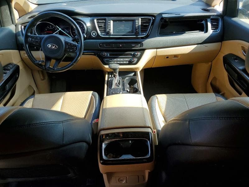 2017 KIA SEDONA EX 8