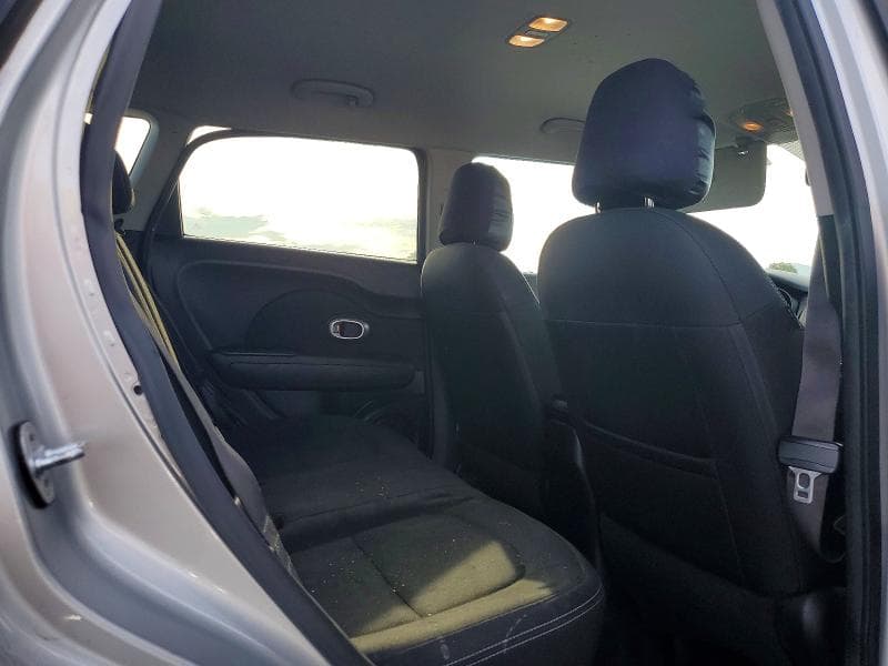 2017 KIA SOUL + 10