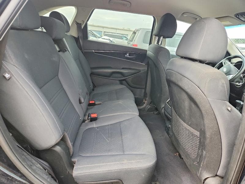2019 KIA SORENTO L 11