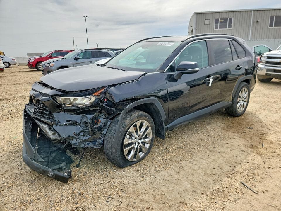 2020 TOYOTA RAV4 XLE - 1