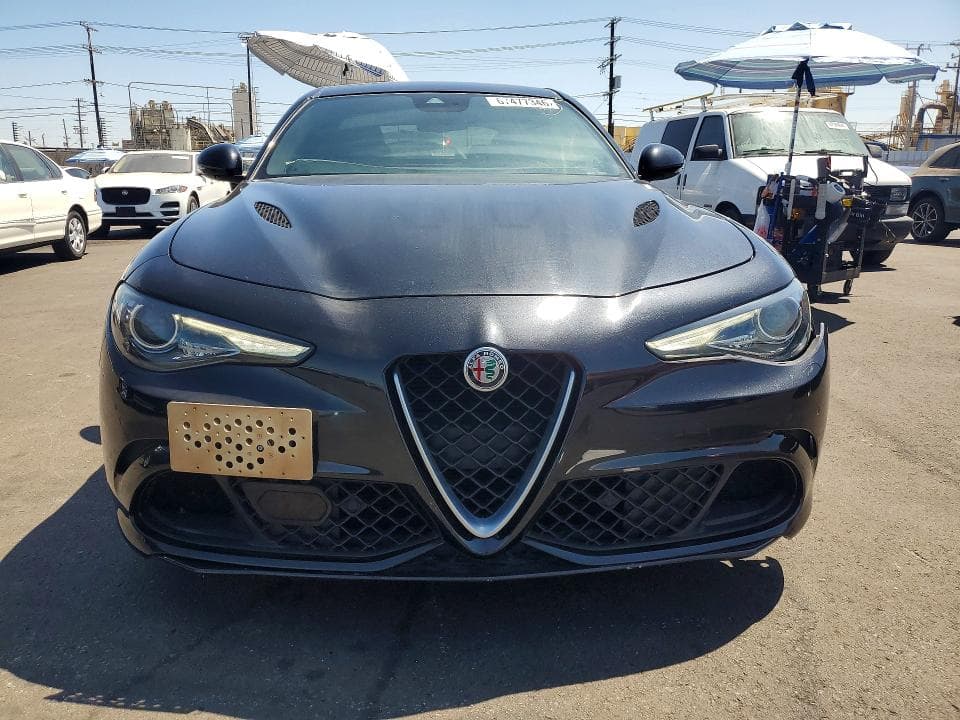 2018 ALFA ROMEO GIULIA QUADRIFOGLIO 5