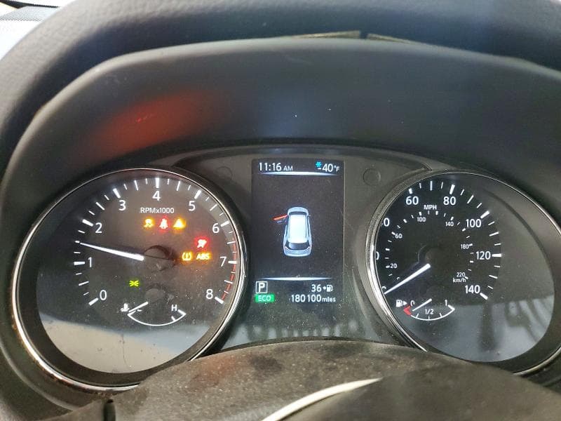 2017 NISSAN ROGUE SV 9
