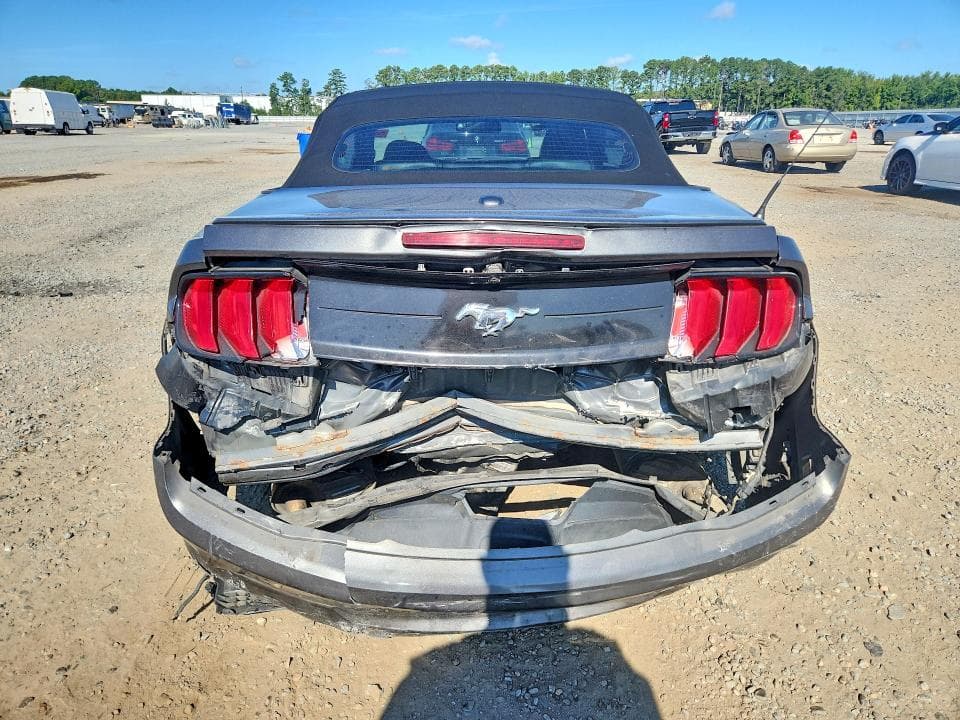 2020 FORD MUSTANG 6