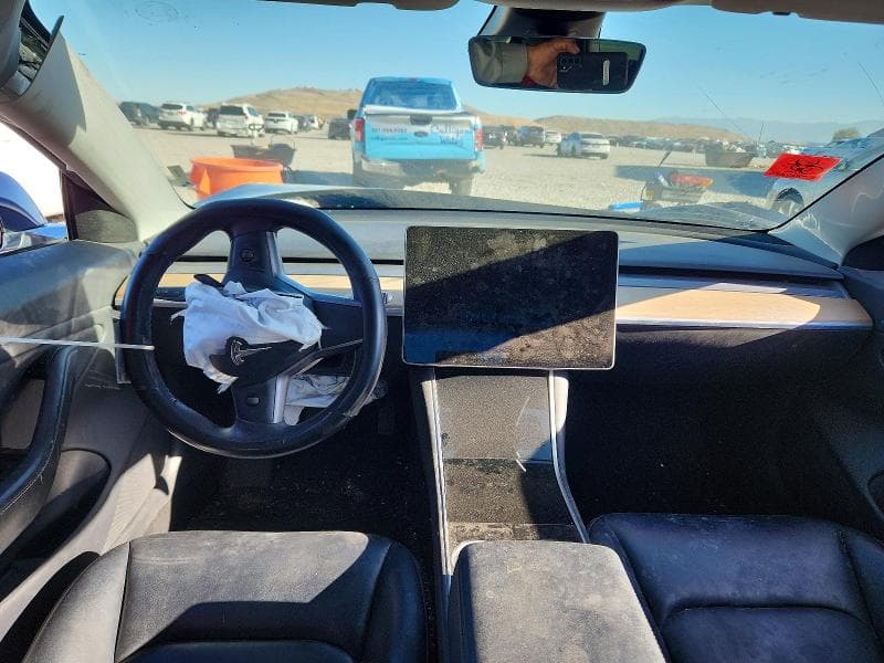 2019 TESLA MODEL 3 8