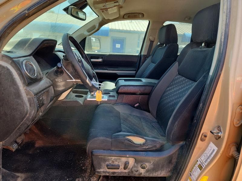 2018 TOYOTA TUNDRA SR5 7