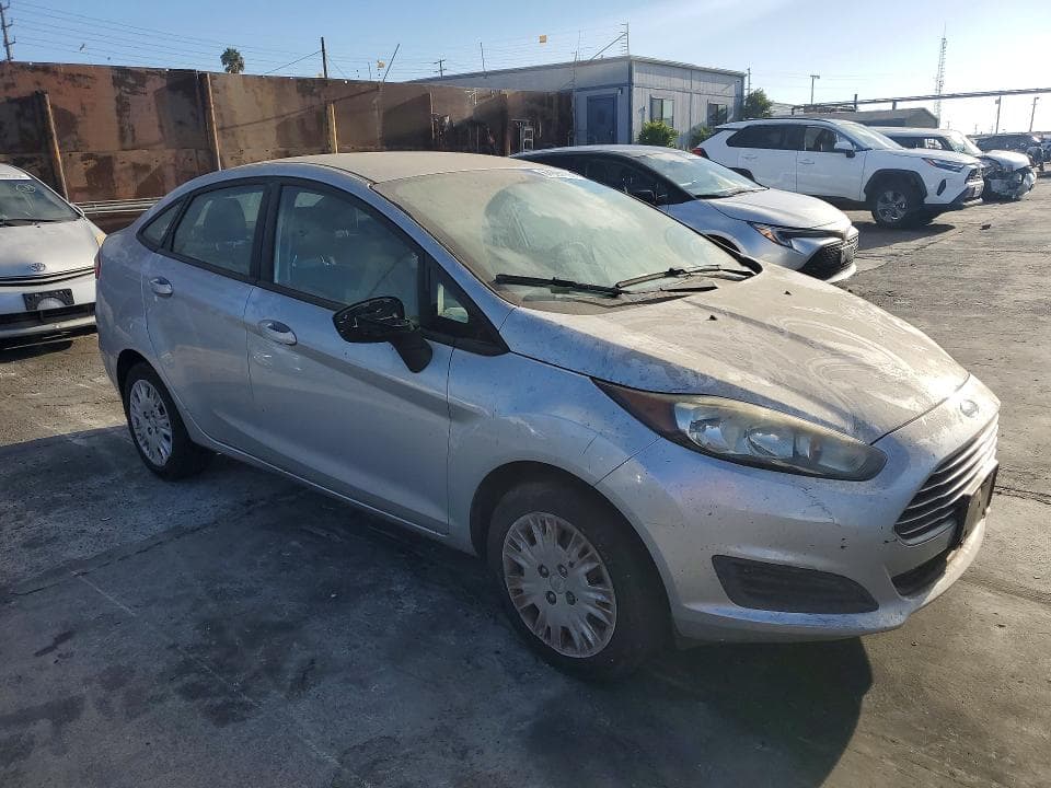 2017 FORD FIESTA S 4