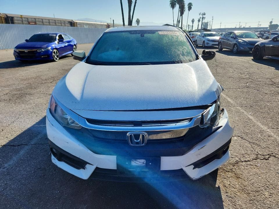 2018 HONDA CIVIC EX 5