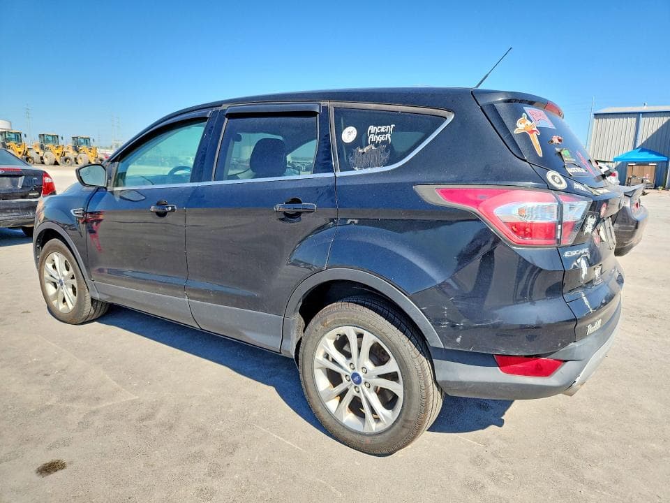 2017 FORD ESCAPE SE 2