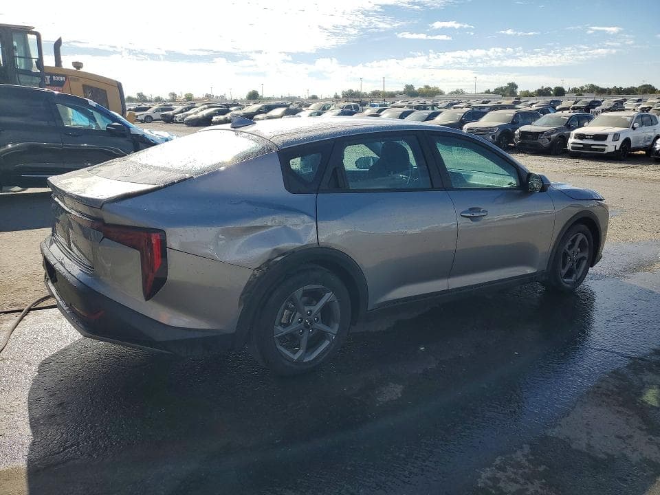 2025 KIA K4 LXS 3