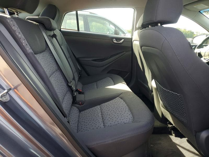 2018 HYUNDAI IONIQ SEL 10