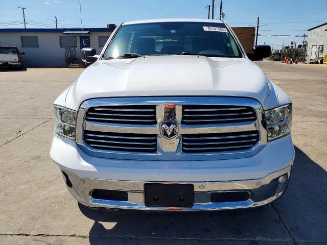 2019 RAM 1500 CLASSIC SLT 5