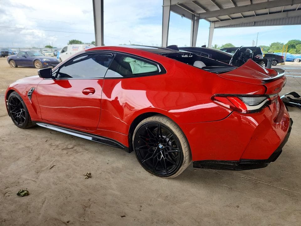 2022 BMW M4 COMPETITION 2