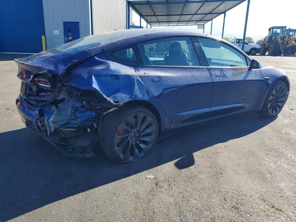 2023 TESLA MODEL 3 3