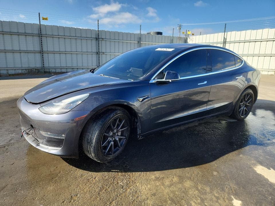 2018 TESLA MODEL 3 - 1
