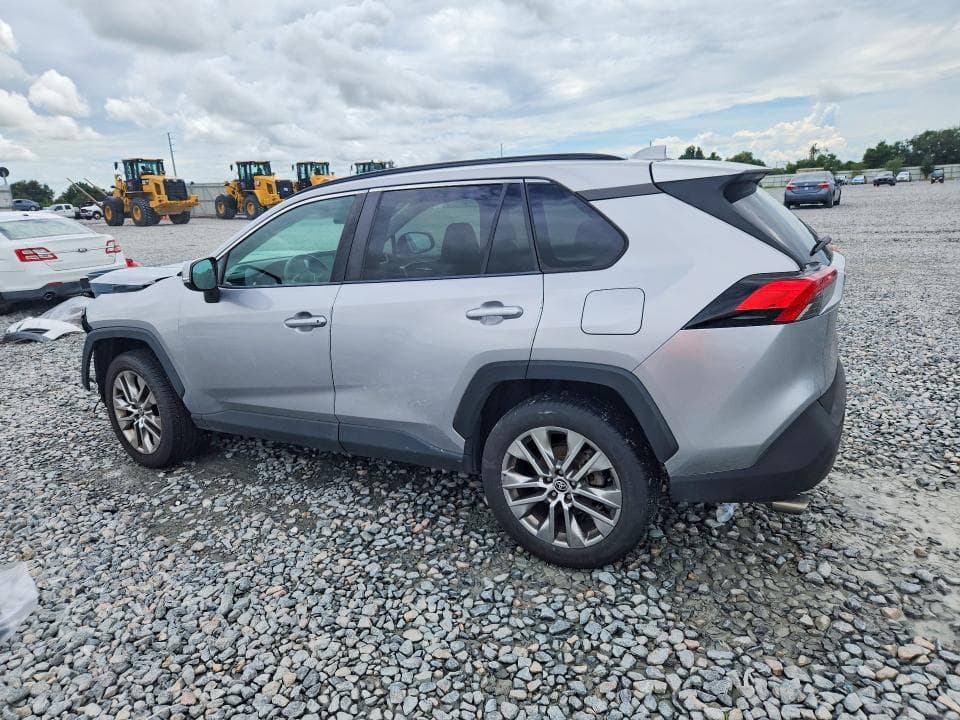 2021 TOYOTA RAV4 XLE PREMIUM 2