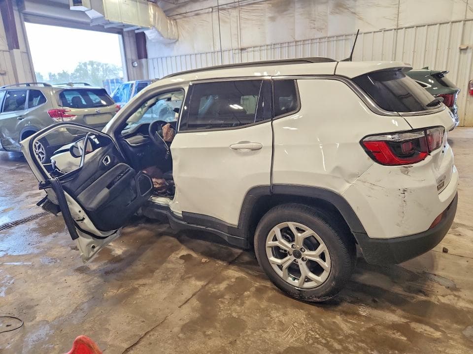 2025 JEEP COMPASS LATITUDE 2