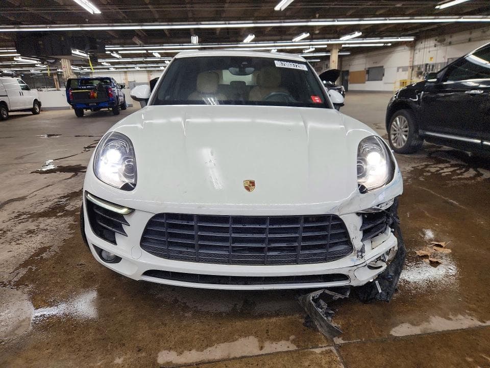 2018 PORSCHE MACAN 5