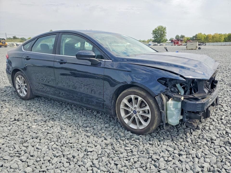 2020 FORD FUSION SE 4