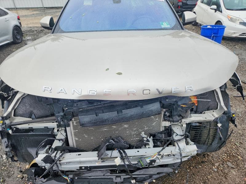 2018 LAND ROVER RANGE ROVER VELAR S 12