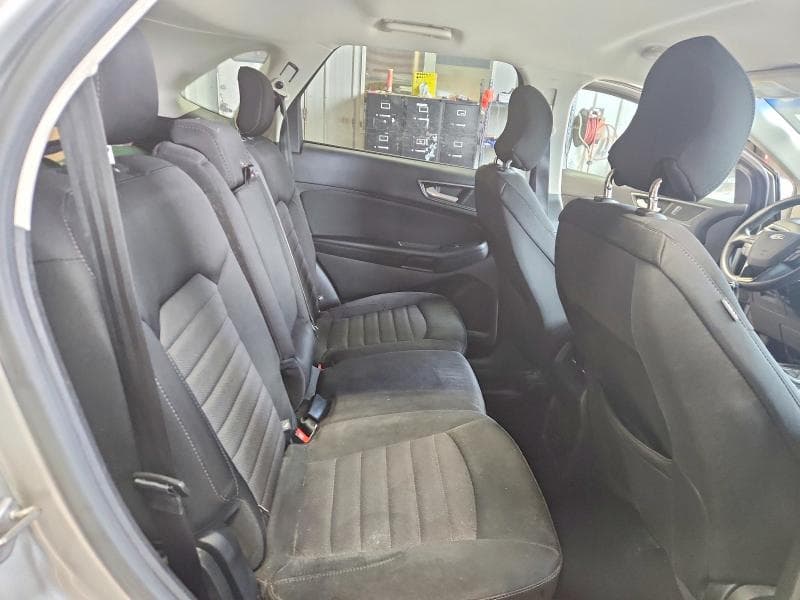 2017 FORD EDGE SE 11