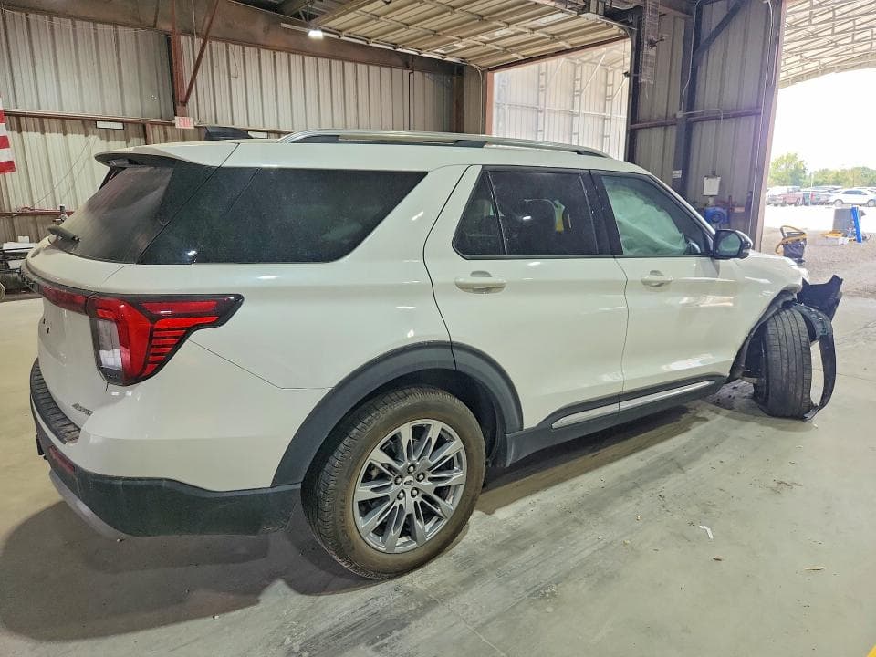2025 FORD EXPLORER PLATINUM 3