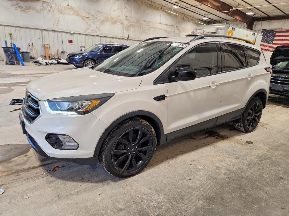 2017 FORD ESCAPE SE - 1