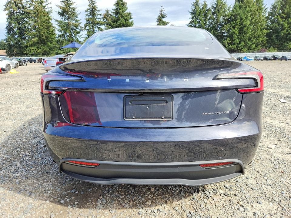 2024 TESLA MODEL 3 6