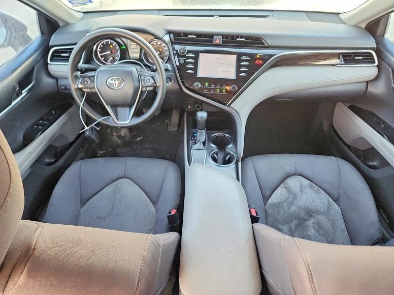 2018 TOYOTA CAMRY LE 8
