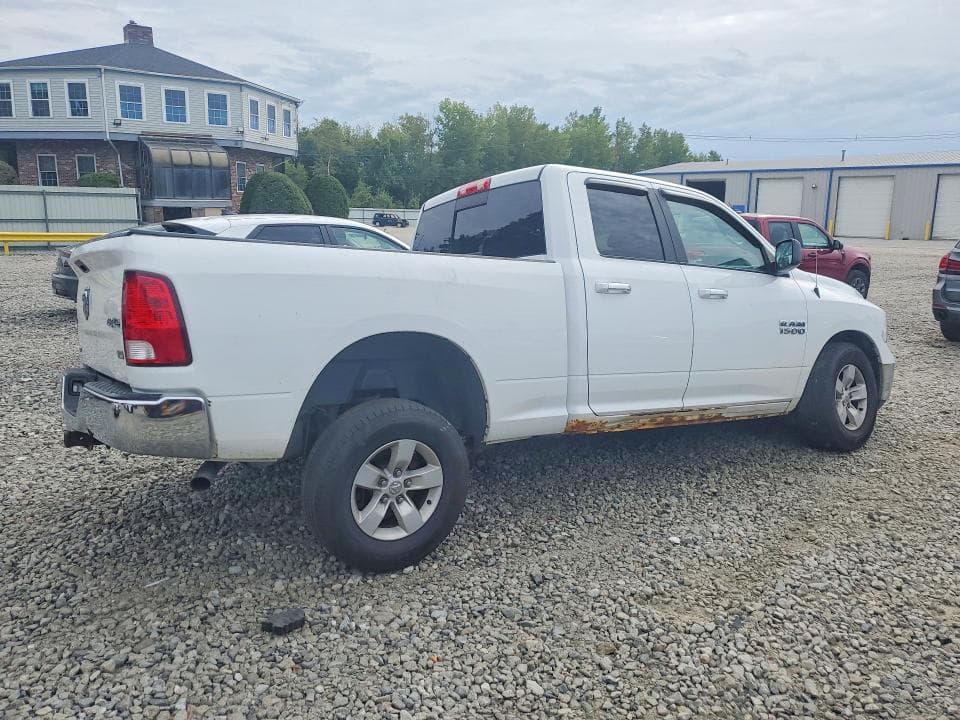 2017 RAM 1500 SLT 3