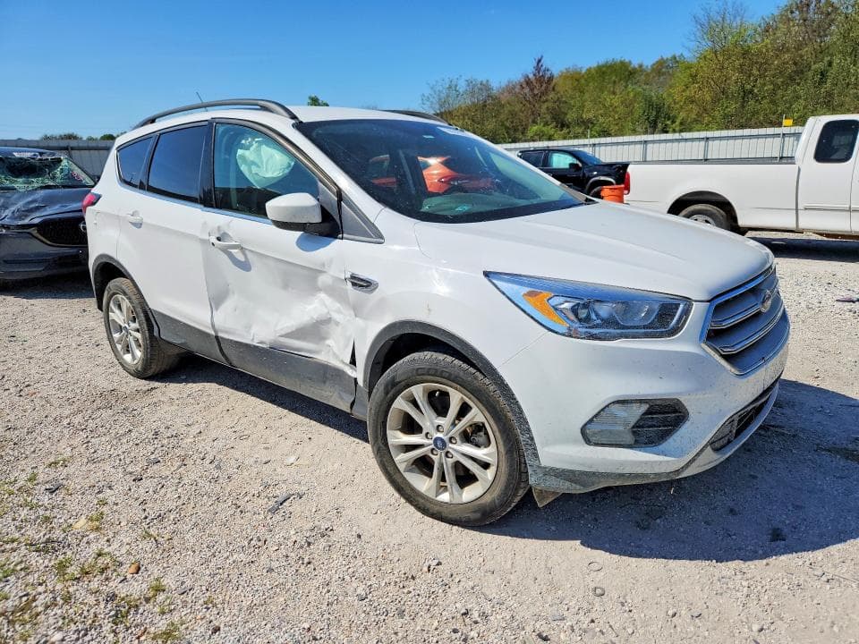 2019 FORD ESCAPE SEL 4