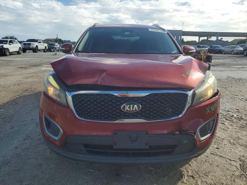 2017 KIA SORENTO LX V6 5