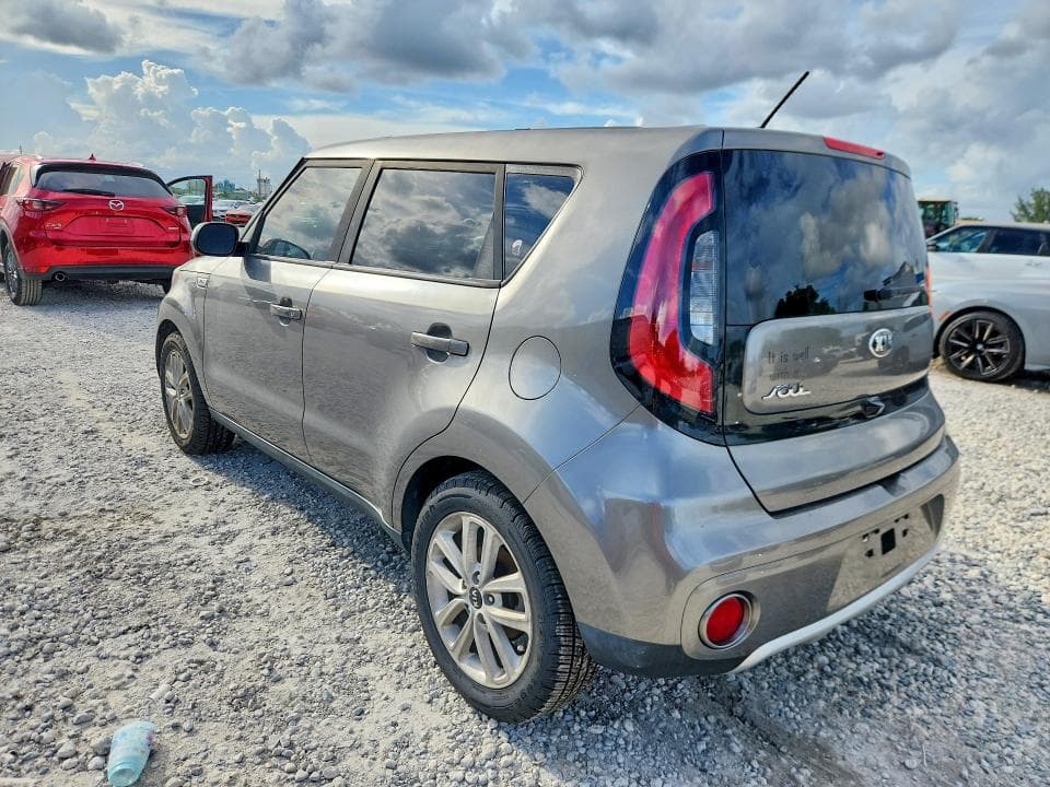 2017 KIA SOUL + 2
