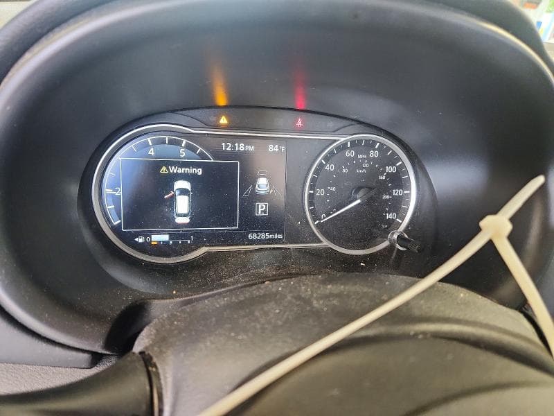 2019 NISSAN KICKS SR 9