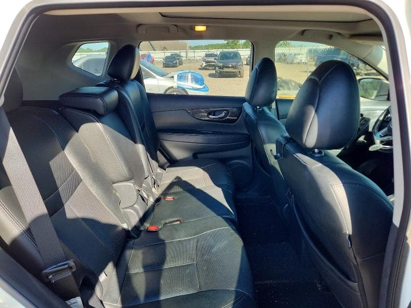 2017 NISSAN ROGUE SL 11