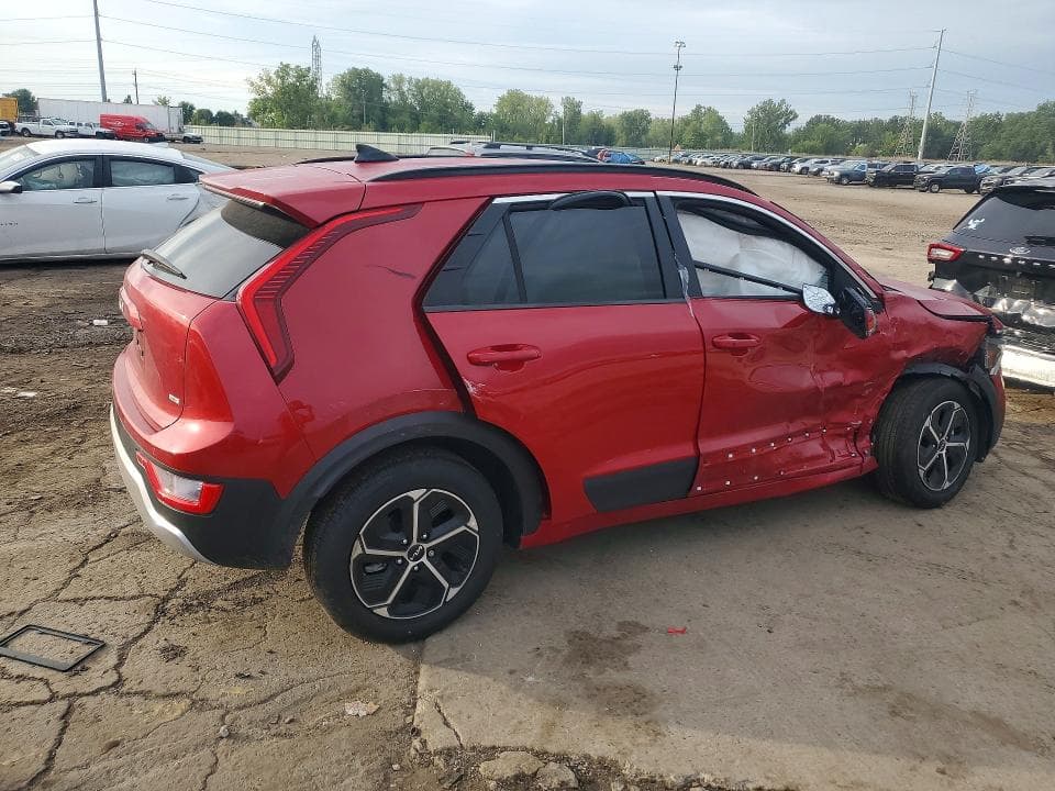 2024 KIA NIRO EX 3