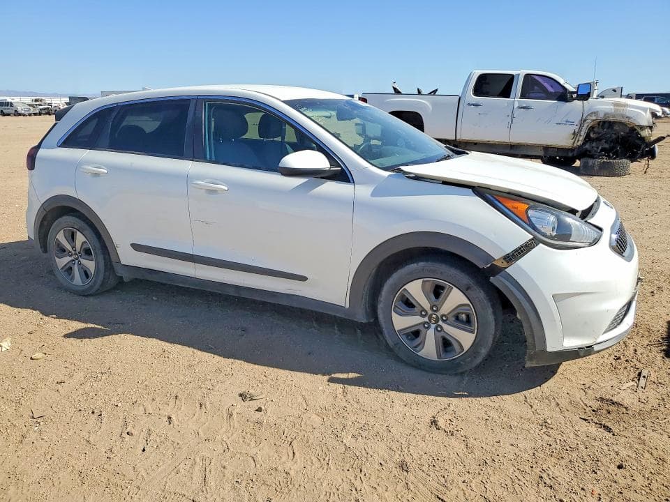 2019 KIA NIRO FE 4
