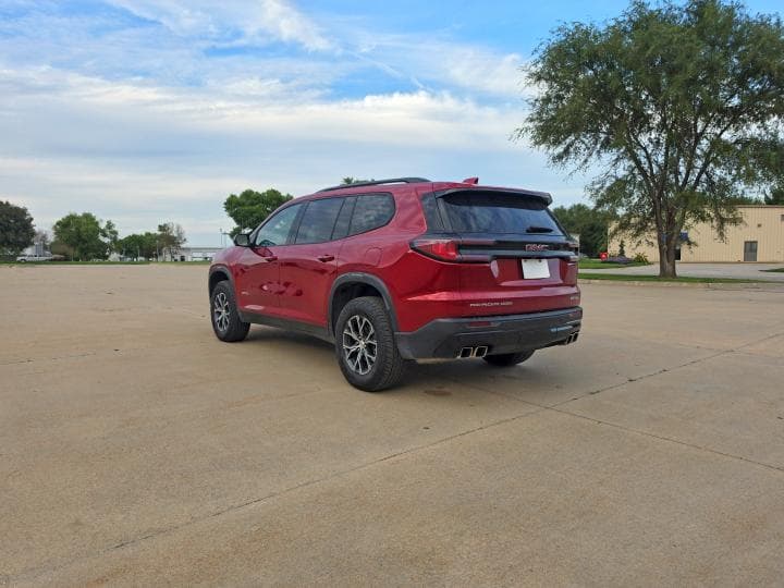 2025 GMC ACADIA AT4 3