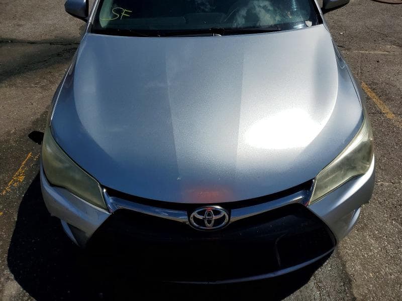 2017 TOYOTA CAMRY SE 11