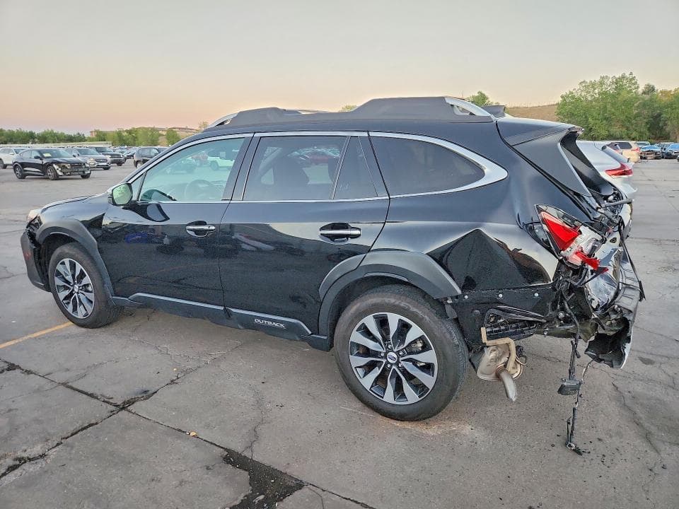 2023 SUBARU OUTBACK TOURING 2