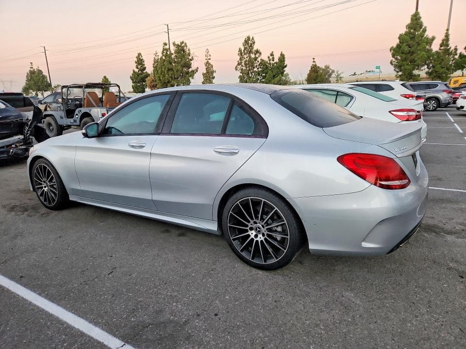 2018 MERCEDES-BENZ C 300 2