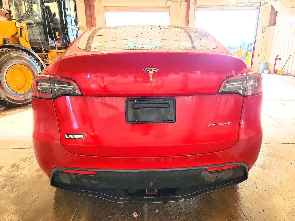 2023 TESLA MODEL Y 6