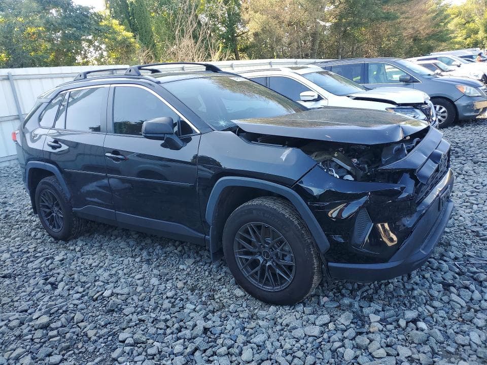 2021 TOYOTA RAV4 LE 4