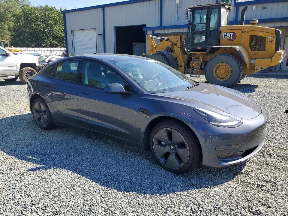 2023 TESLA MODEL 3 4