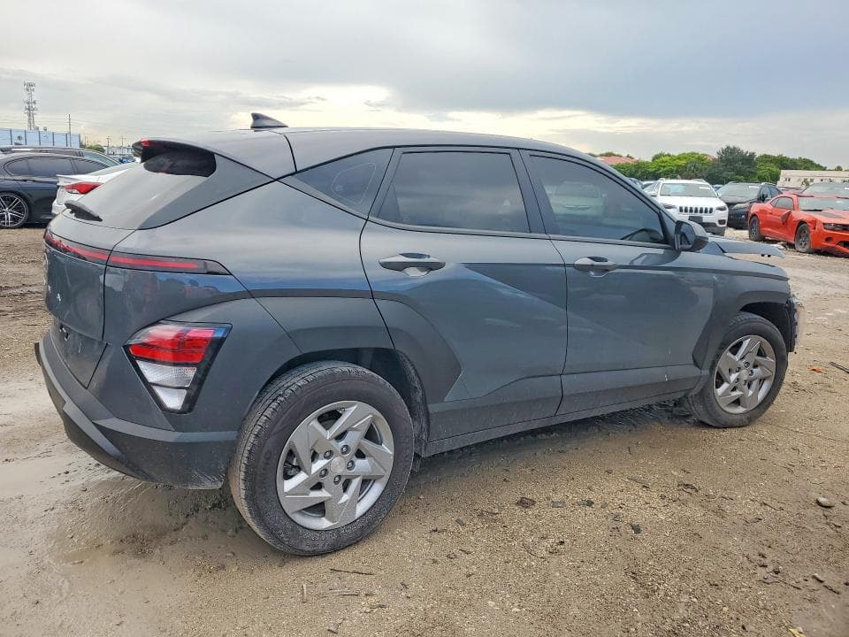 2026 HYUNDAI KONA SE 3