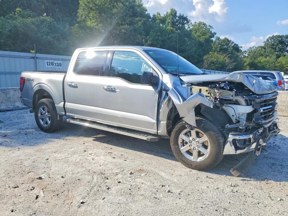 2025 FORD F150 XLT 4