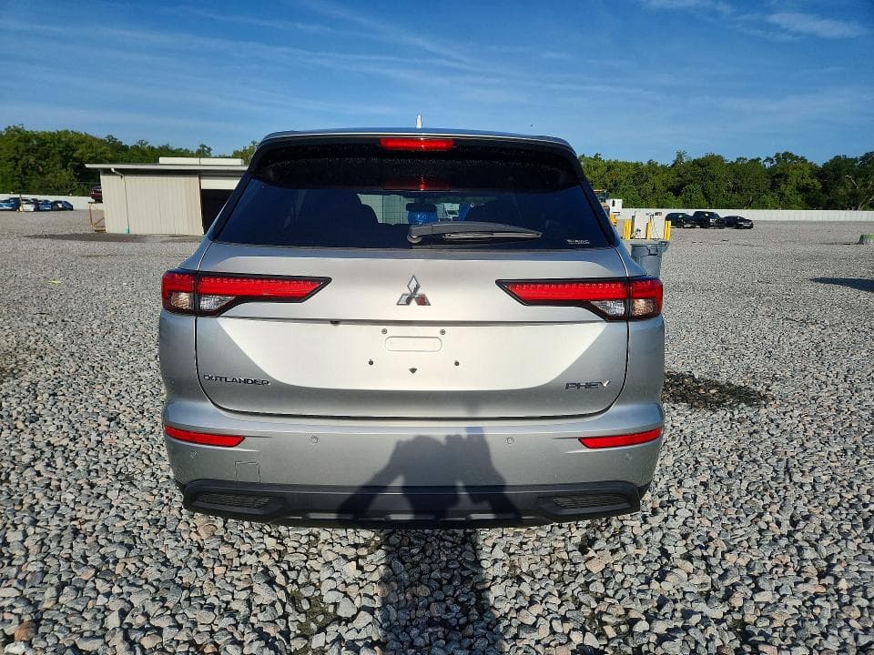 2024 MITSUBISHI OUTLANDER ES 6