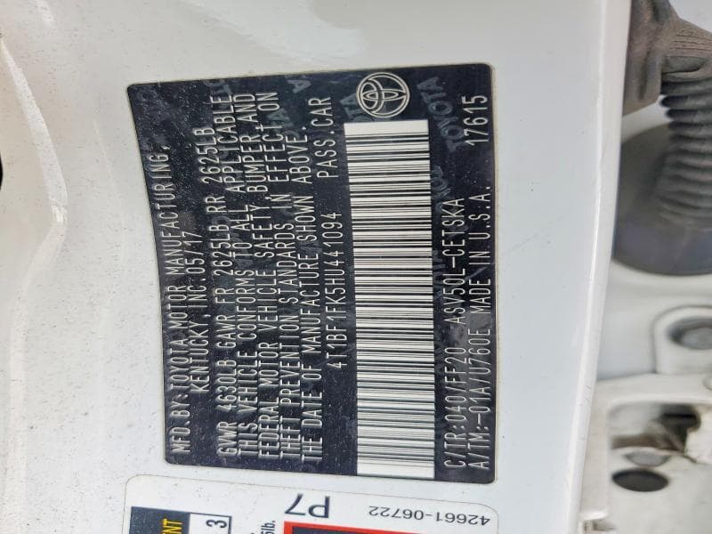 2017 TOYOTA CAMRY SE 12